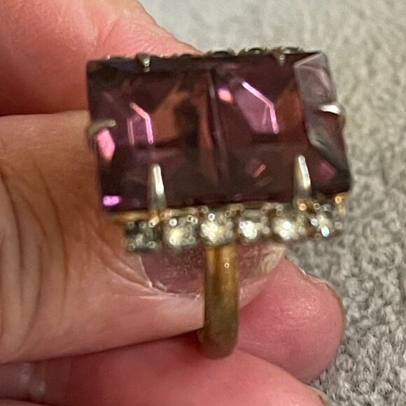 Ring costume jewelry large amethyst - Picture 9 of 9